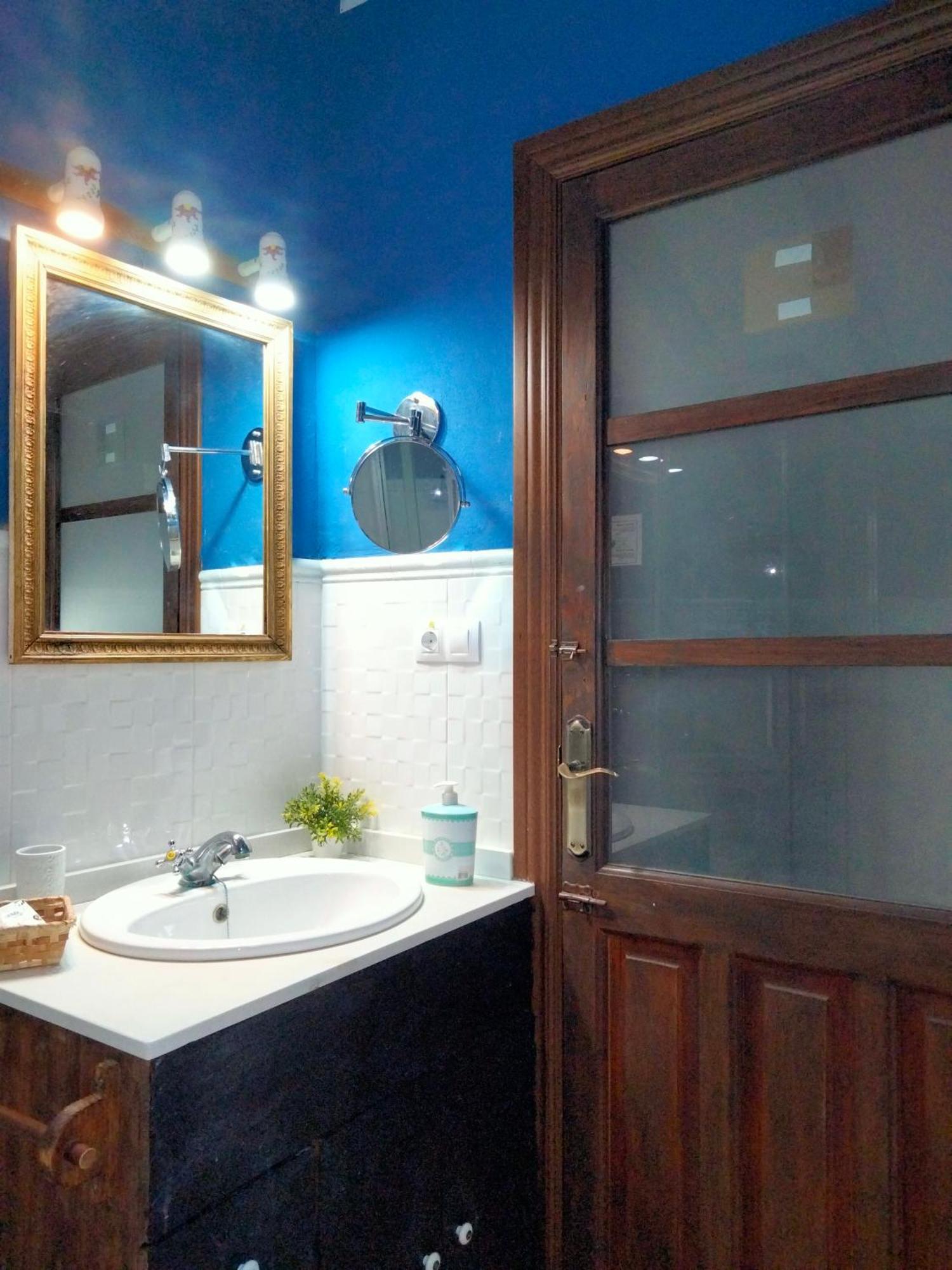 וילנה Hostal Los Aromas מראה חיצוני תמונה