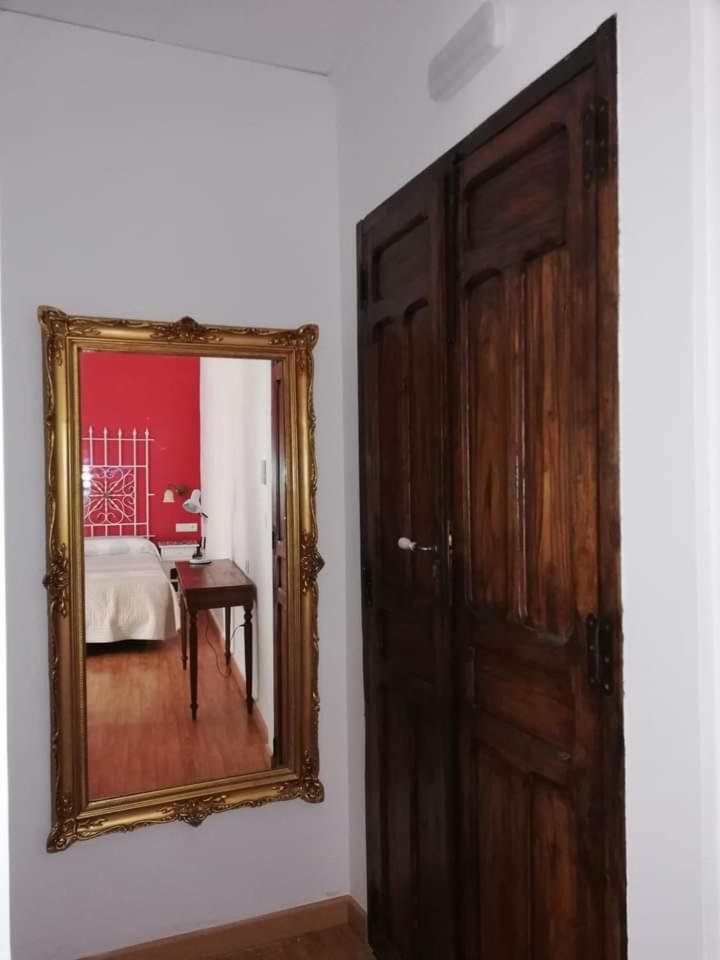 וילנה Hostal Los Aromas מראה חיצוני תמונה