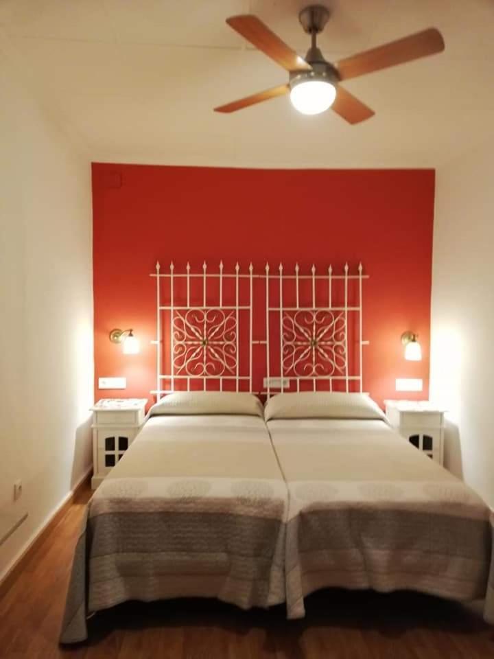 וילנה Hostal Los Aromas מראה חיצוני תמונה