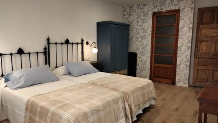 וילנה Hostal Los Aromas מראה חיצוני תמונה