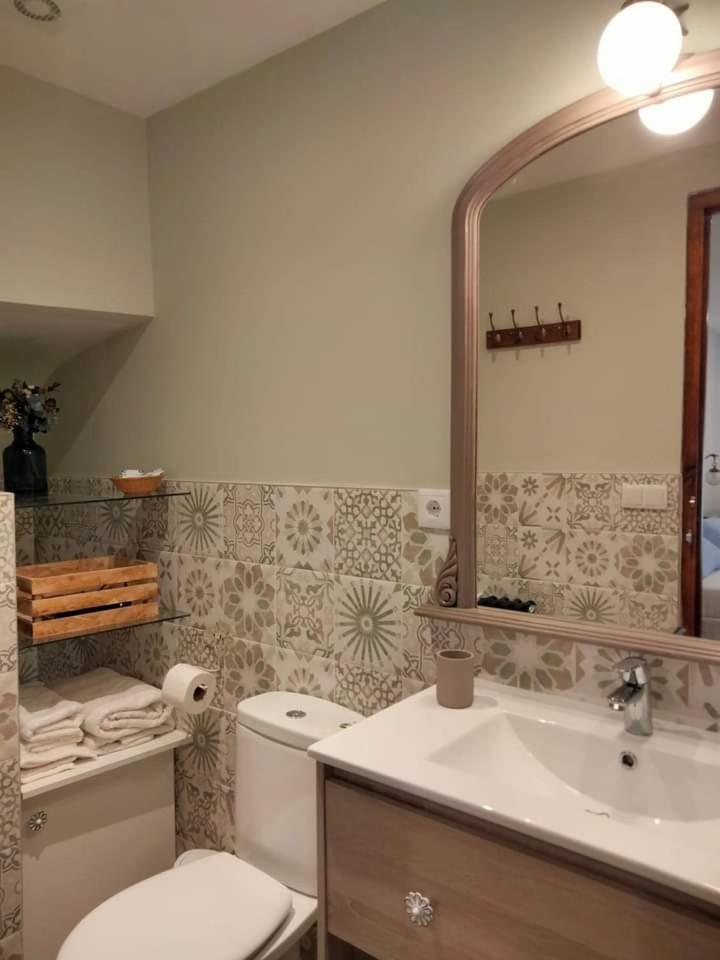 וילנה Hostal Los Aromas מראה חיצוני תמונה