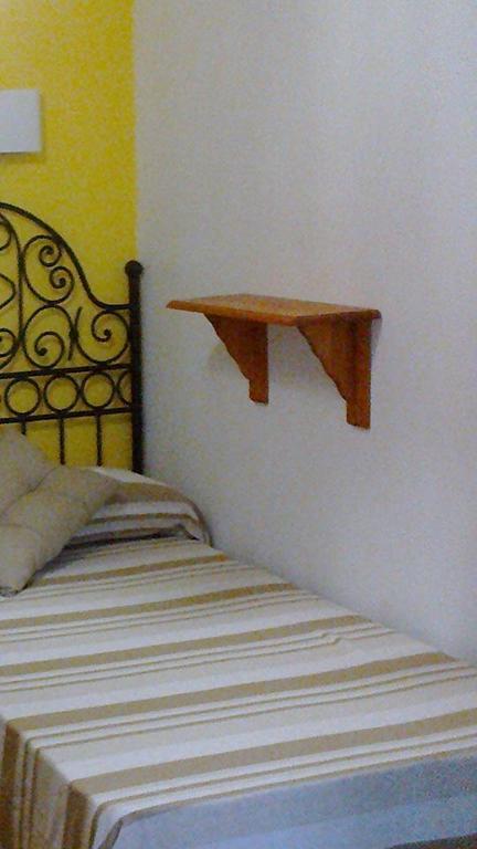 וילנה Hostal Los Aromas חדר תמונה